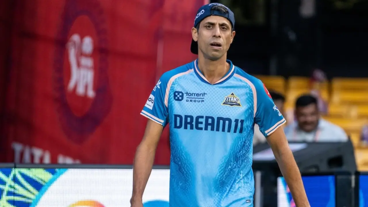 जीत के बाद भी आशीष नेहरा को नहीं मिली राहत, IPL ने सुनाया कड़ा फैसला